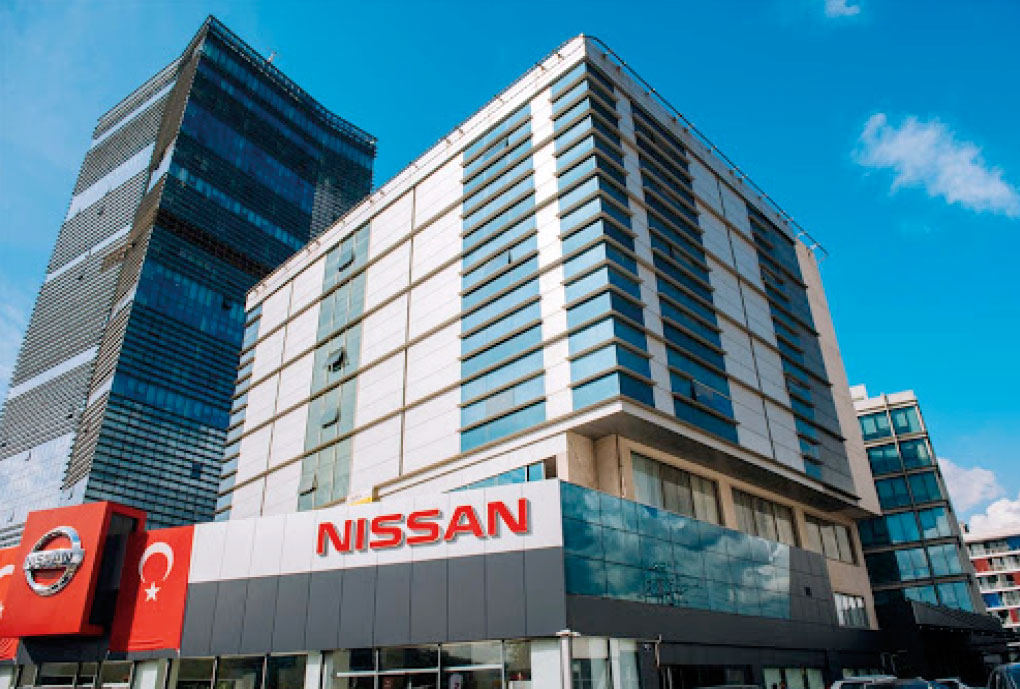 Nissan Plaza